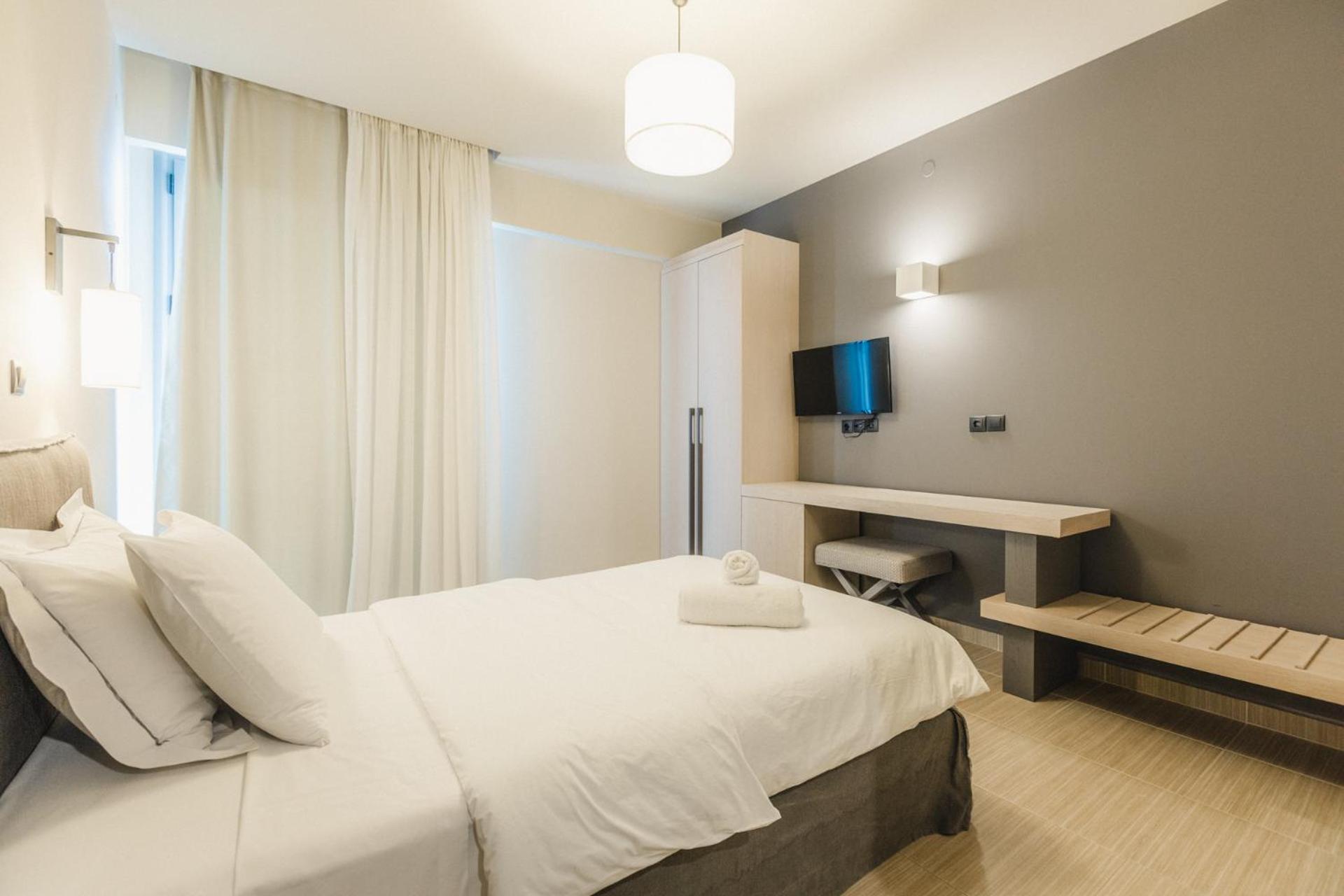Infinity Hotel Gytheio Dış mekan fotoğraf