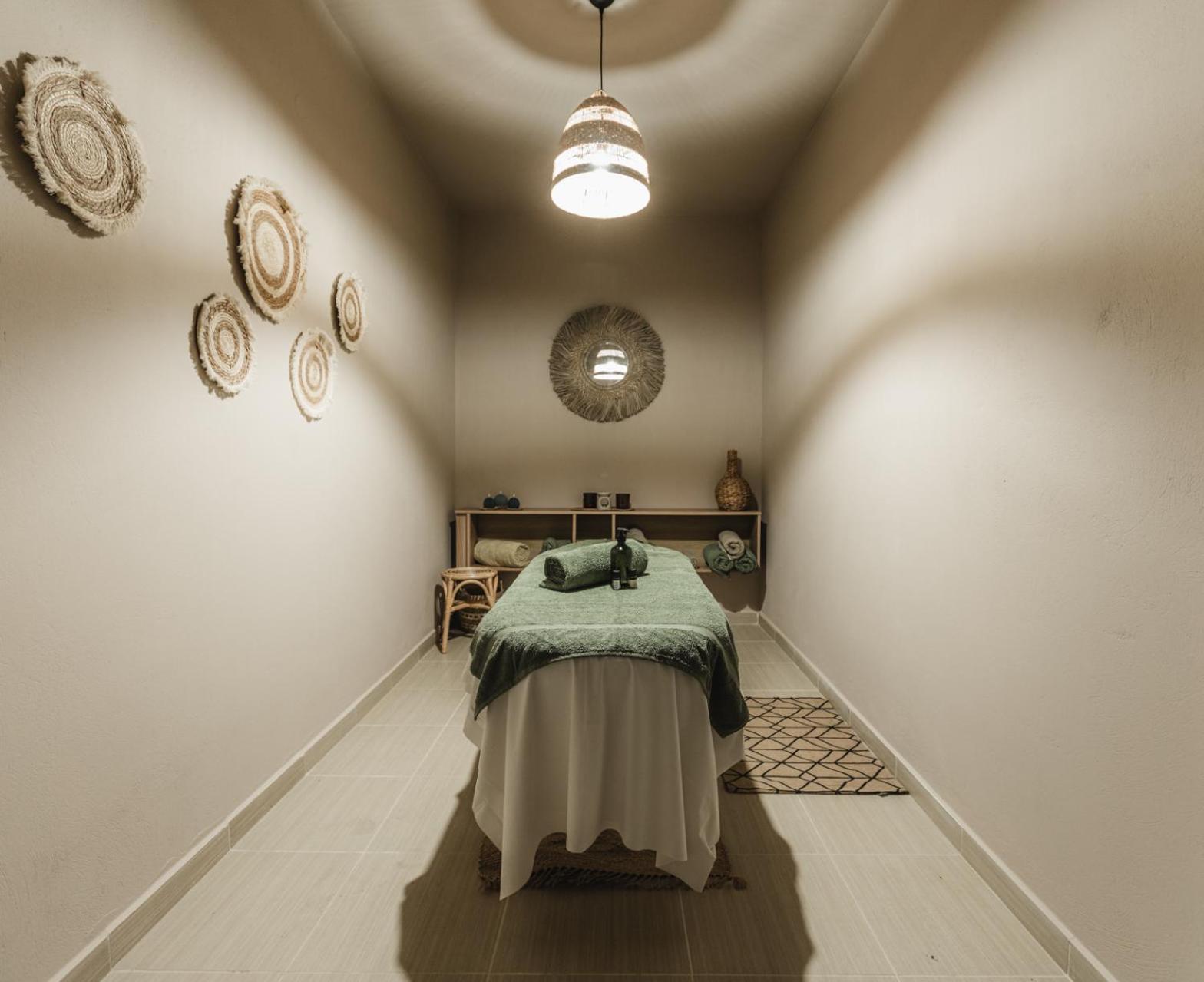 Infinity Hotel Gytheio Dış mekan fotoğraf